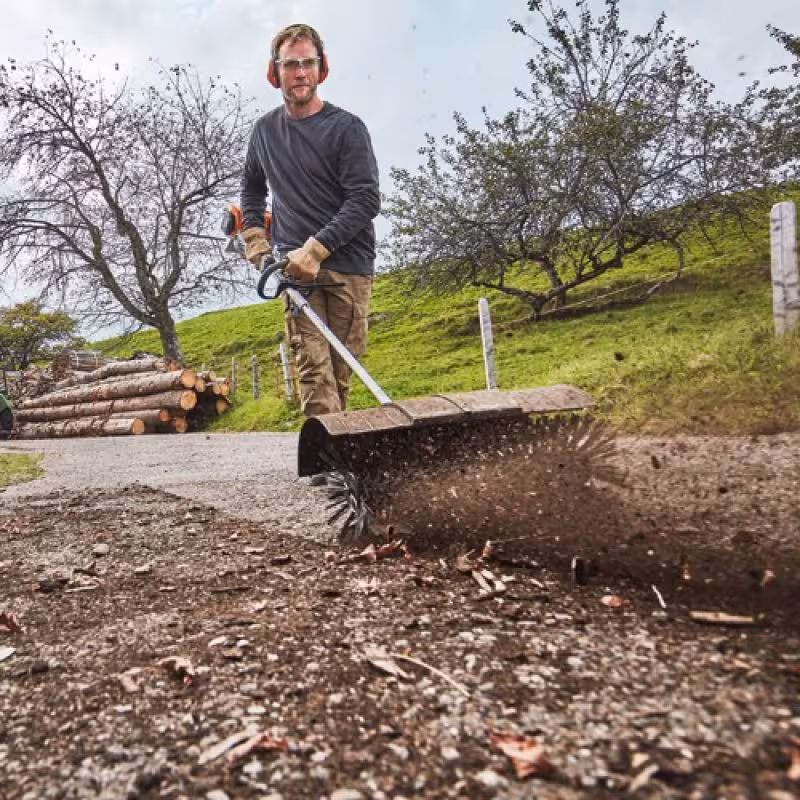 Комбидвигатель Stihl КМ 131 R