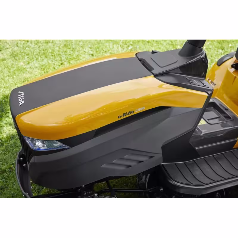 Трактор садовый аккумуляторный Stiga e-Ride C500