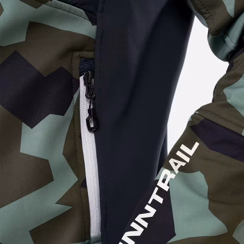 Куртка мужская Finntrail Softshell Nitro1320 CamoArmy, ткань Софтшелл, зеленый камуфляж/черный, размер 44-46 (S), 165-175 см