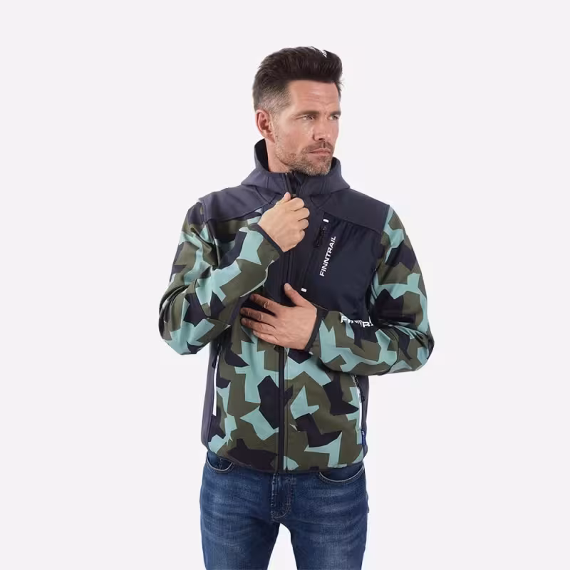 Куртка мужская Finntrail Softshell Nitro 1320 CamyArmy, ткань Софтшелл, зеленый камуфляж/черный, размер 50-52 (L), 175-185 см