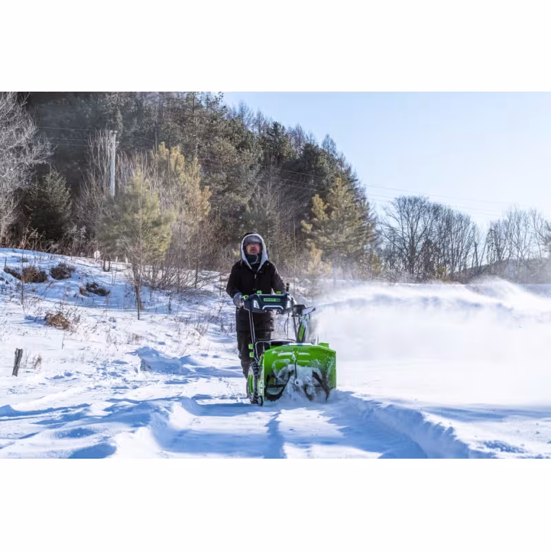 Снегоуборщик аккумуляторный Greenworks GD82ST56k5