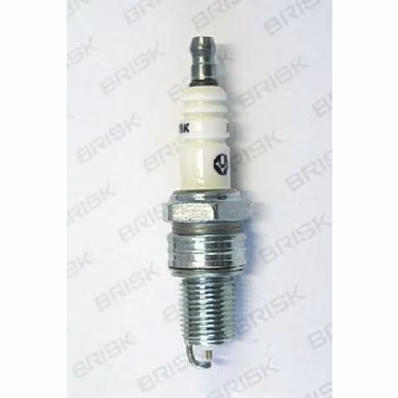 Свеча зажигания Brisk Super NR15YC (аналог NGK BPR6HS) (генераторы/ДВС 152F/154F)