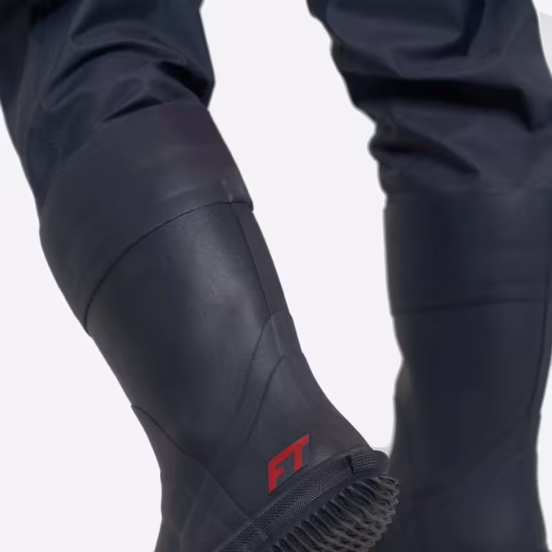 Полукомбинезон-вейдерсы женский Finntrail Rachel BF 5300, мембрана Hard-Tex, Red, размер M/39, 165-175 см