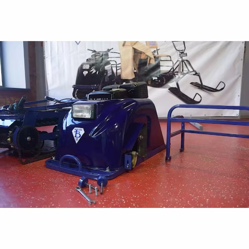 Мотобуксировщик Бурлак-М FK, 15 л.с., разборный, катки, ручной стартер