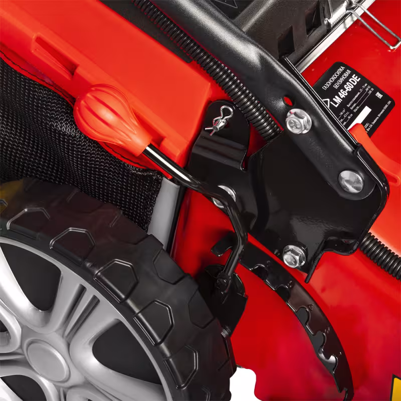 Газонокосилка бензиновая DDE LM 46-60 DE