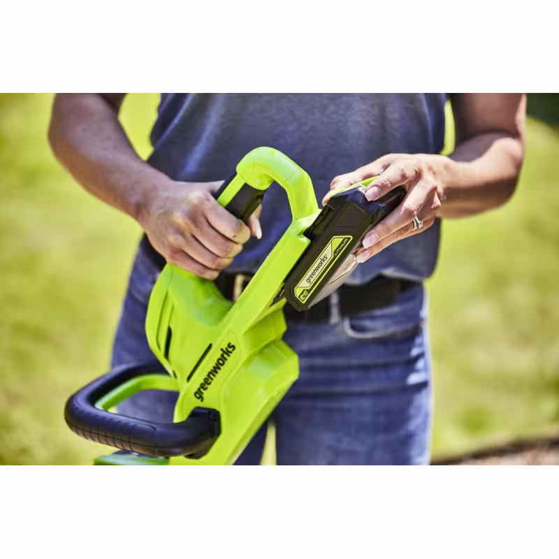 Ножницы для кустов аккумуляторные Greenworks G24HT56