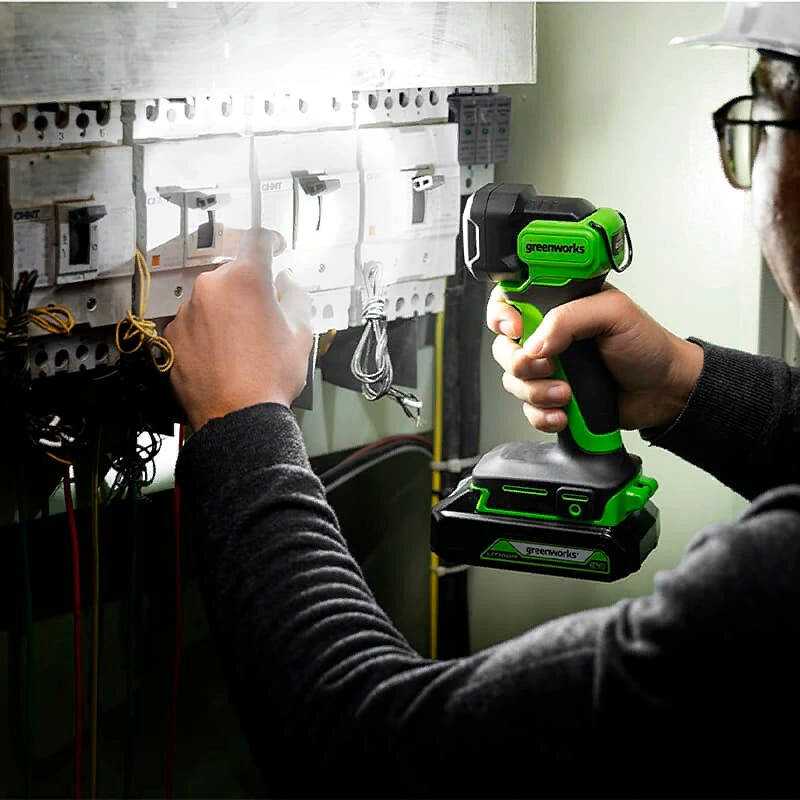 Фонарь аккумуляторный Greenworks G24SL200