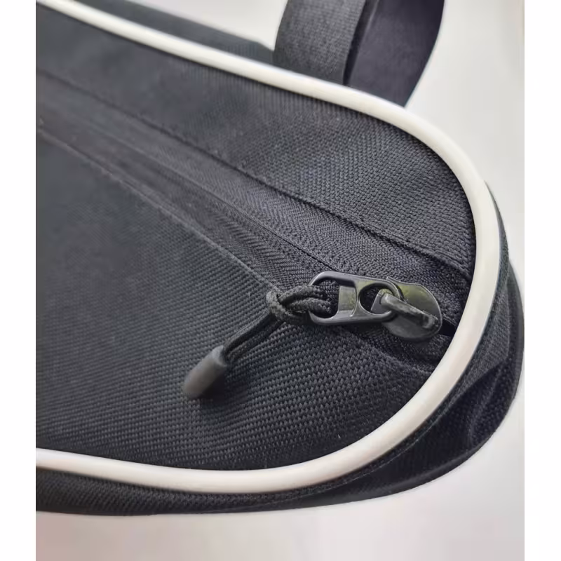 Велосумка под раму Protect 555-213, черный/белый