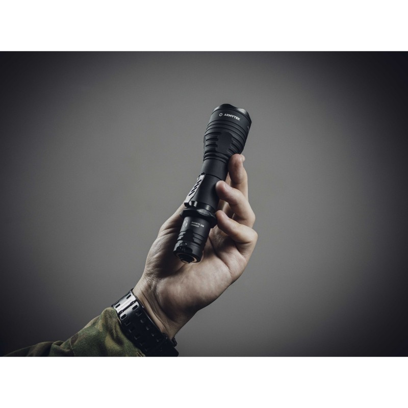 Фонарь тактический Armytek Viking Pro Magnet USB