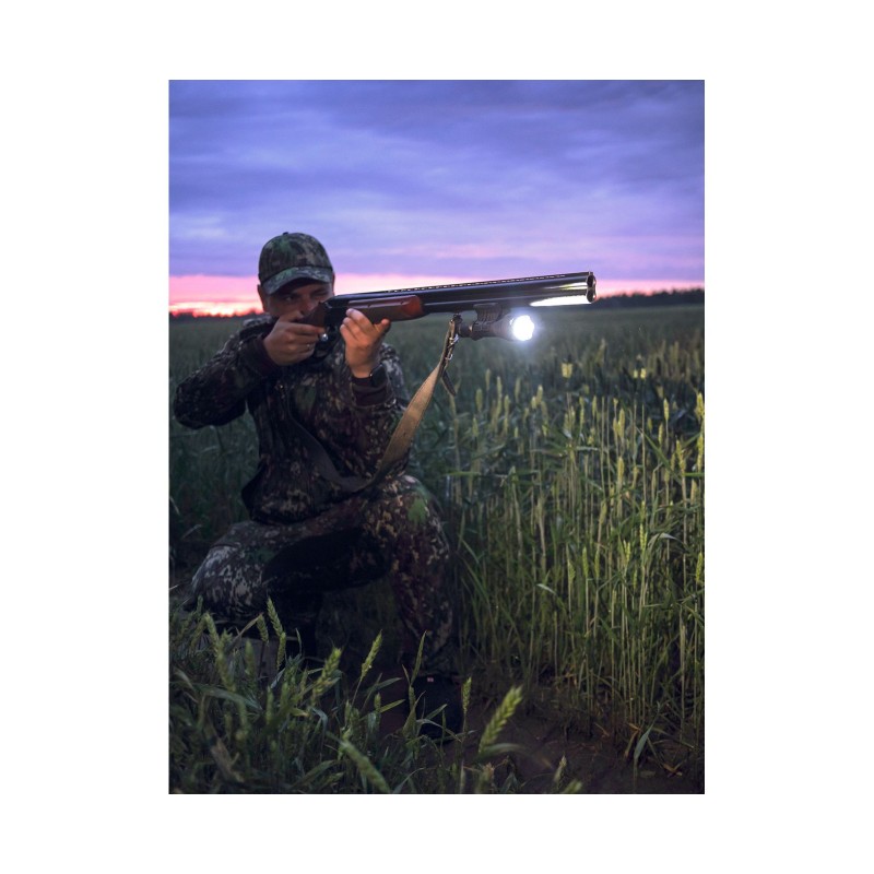 Фонарь тактический Armytek Viking Pro Magnet USB