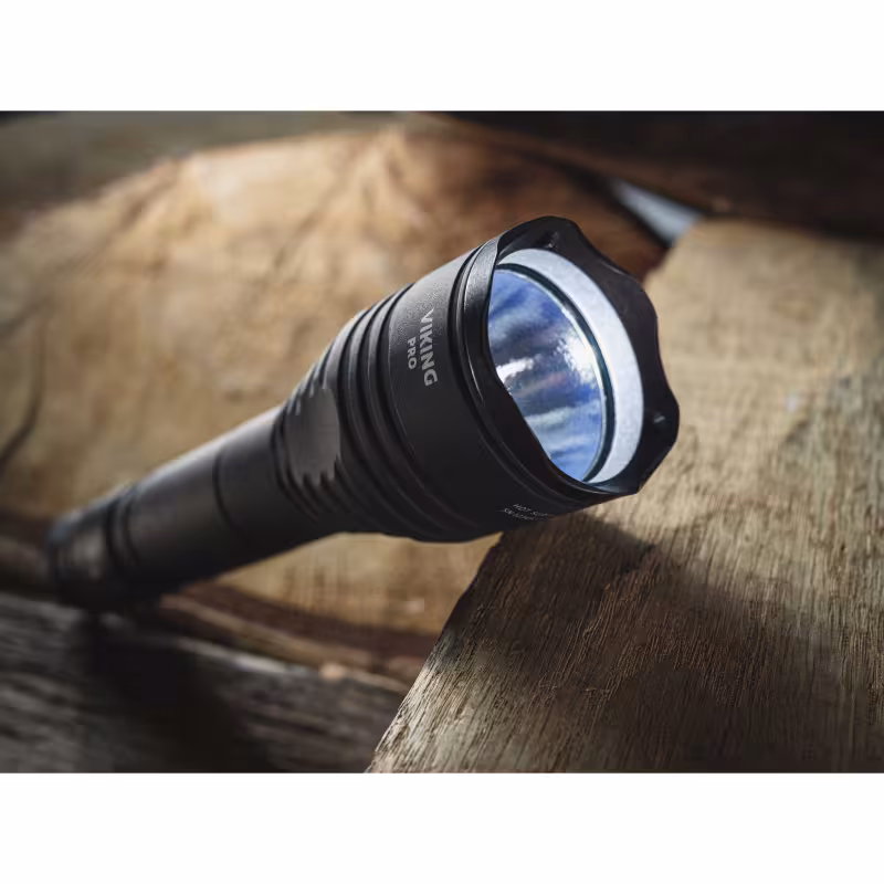 Фонарь тактический Armytek Viking Pro Magnet USB