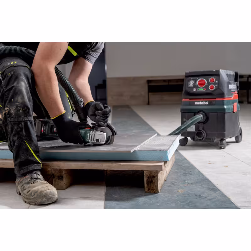 Шлифмашина угловая аккумуляторная Metabo W 18 L 9-125
