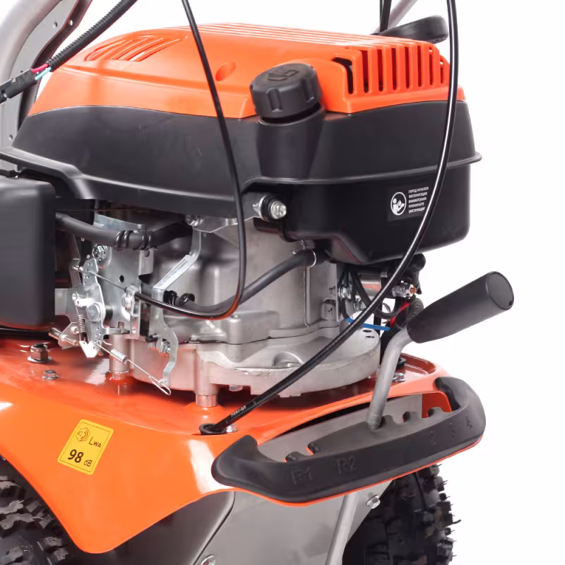 Машина подметальная бензиновая Patriot S 610 P