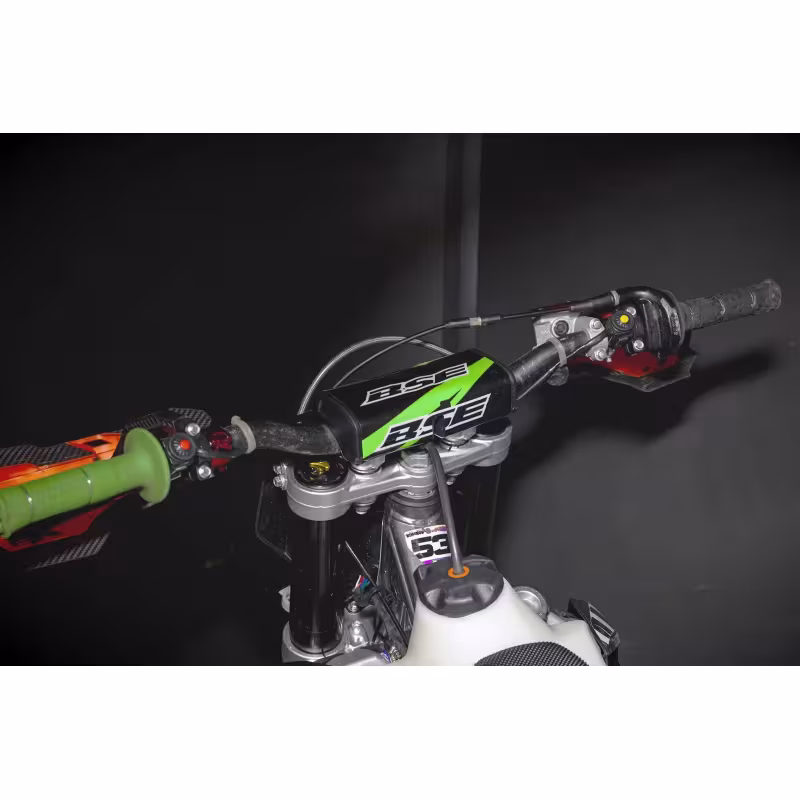 Мотоцикл кроссовый BSE T8 Green Twister