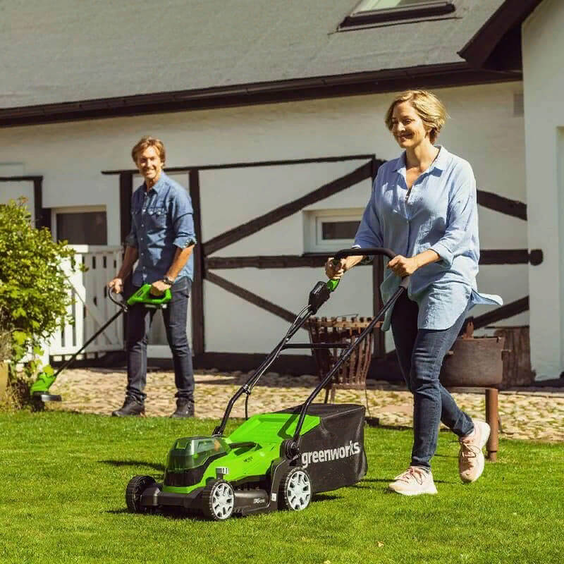 Газонокосилка аккумуляторная Greenworks GD24LM33