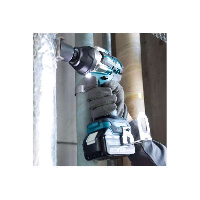 Гайковерт аккумуляторный ударный Makita DTW700Z