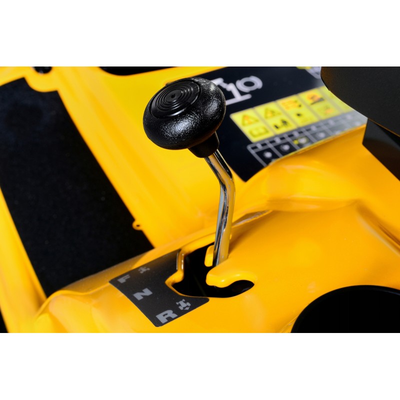 Трактор садовый бензиновый Cub Cadet LT1 NR92