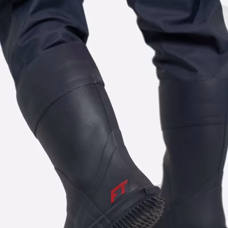 Полукомбинезон-вейдерсы женский Finntrail Rachel BF 5300 Red, мембрана Hard-Tex, красный, размер SQ/38, 160-170 см