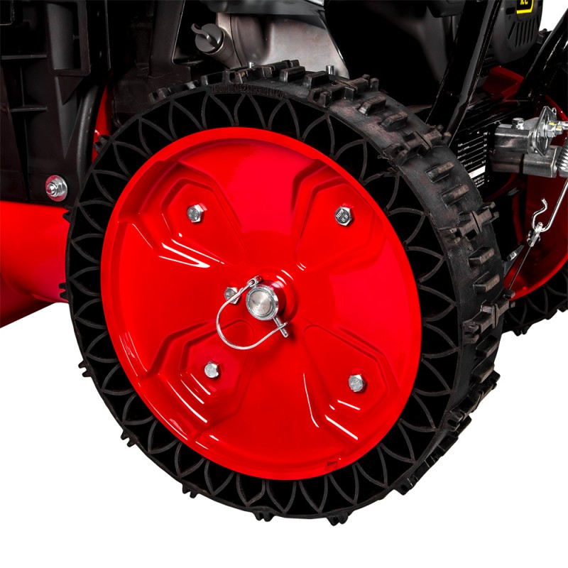 Снегоуборщик бензиновый DDE ST7067