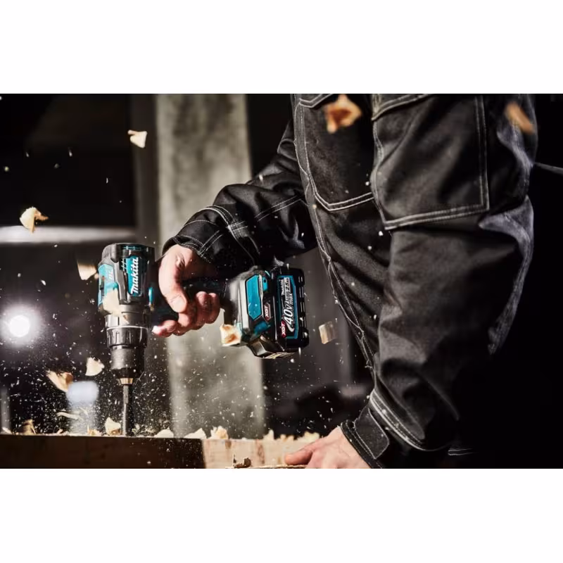 Дрель-шуруповерт аккумуляторная Makita DF001GZ