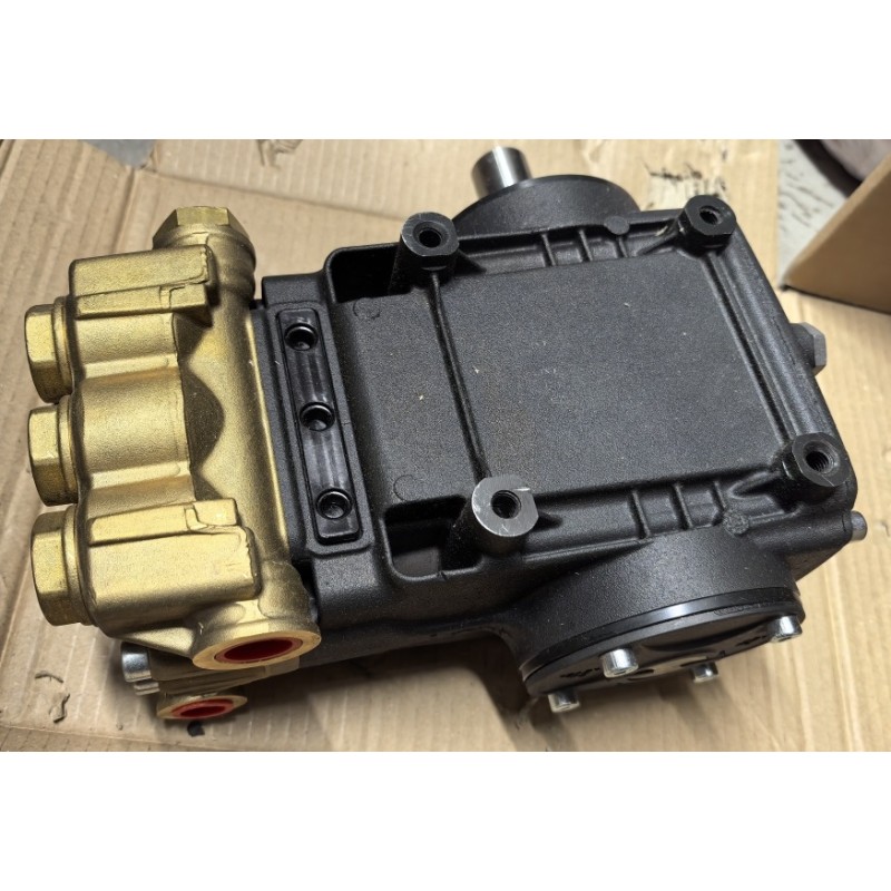 Помпа без регулятора Interpump Evolution E2B2015 (Grass AVD-0718)