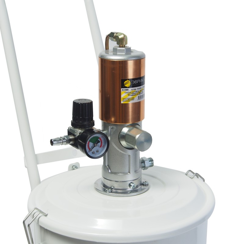 Нагнетатель смазки Эврика ER-44002 пневматический