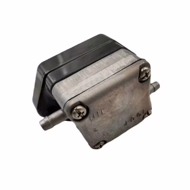 Насос топливный F115-05040000 для лодочного мотора Parsun Toyama HDX F 115 EFI