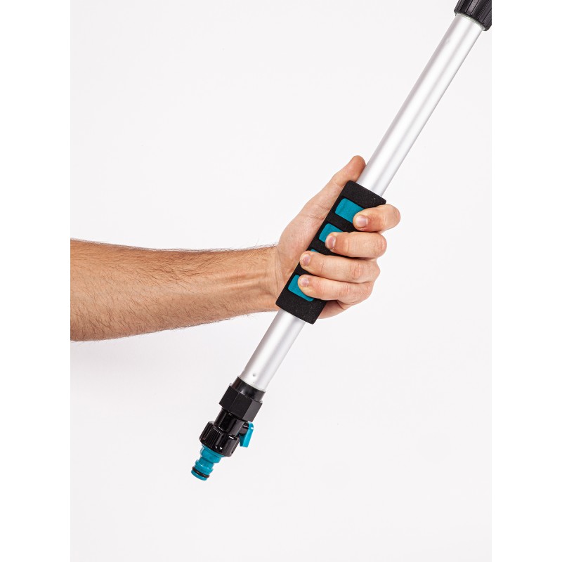 Щетка для мытья автомобиля телескопическая с подачей воды AutoVirazh AV-2177