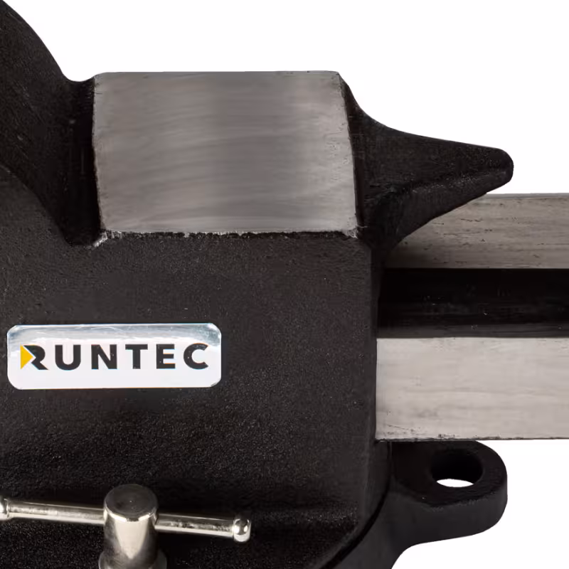 Тиски слесарные Runtec RT-ST6, 150 мм