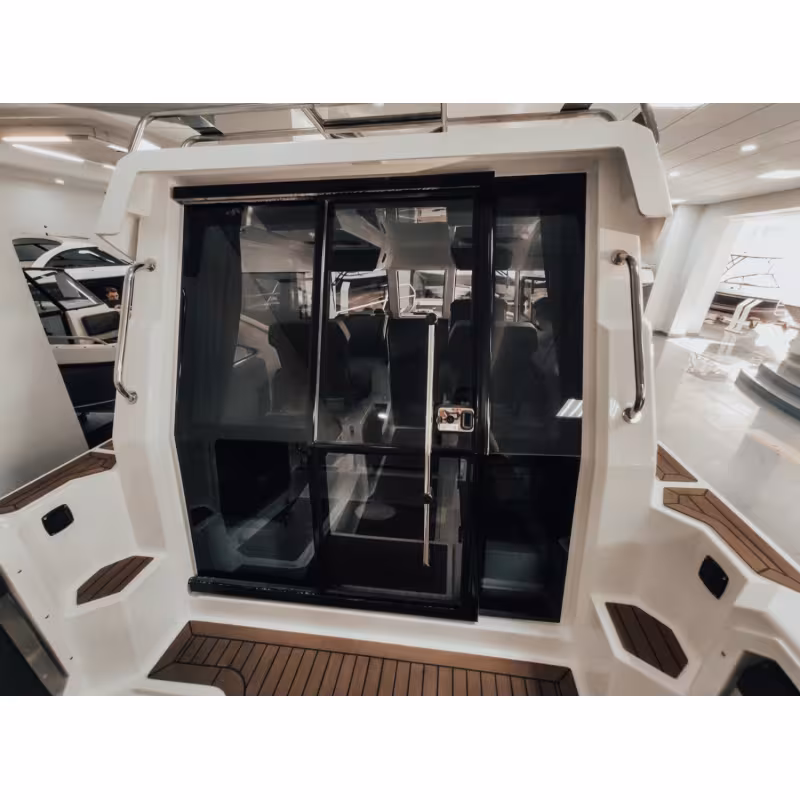 Лодка моторная NorthSilver Star Cabin 655 с лодочным мотором Mercury F 200 Sea Pro