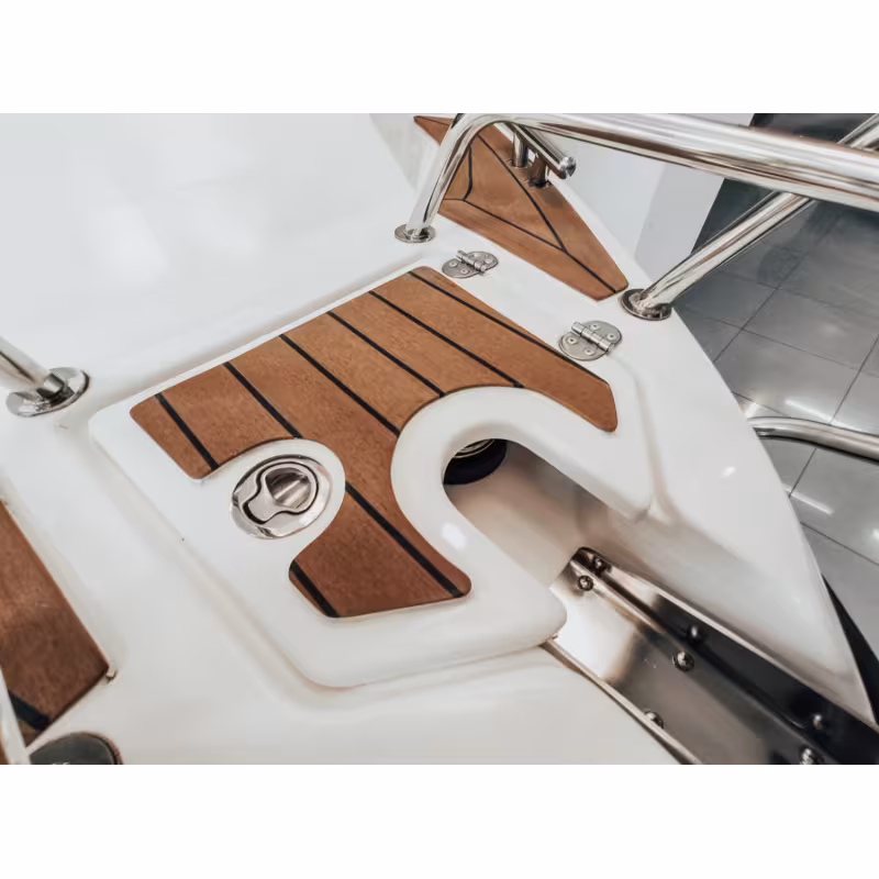 Лодка моторная NorthSilver Star Cabin 655 с лодочным мотором Mercury F 200 Sea Pro