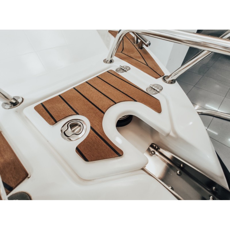 Лодка моторная NorthSilver Star Cabin 655 с лодочным мотором Mercury F 200 Sea Pro