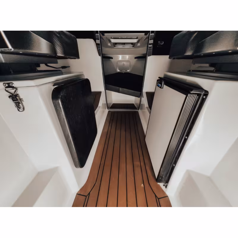 Лодка моторная NorthSilver Star Cabin 655 с лодочным мотором Mercury F 200 Sea Pro