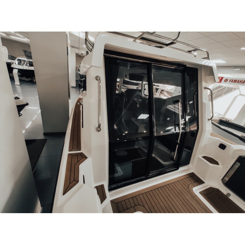 Лодка моторная NorthSilver Star Cabin 655 с лодочным мотором Mercury F 200 Sea Pro DTS