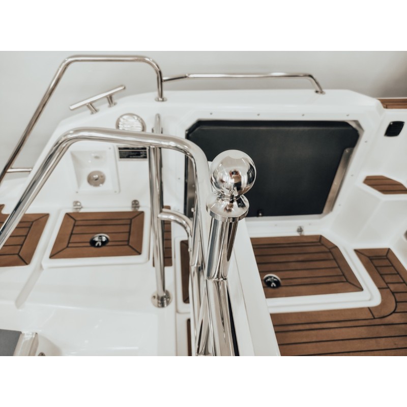 Лодка моторная NorthSilver Star Cabin 655 с лодочным мотором Mercury F 200 Sea Pro DTS