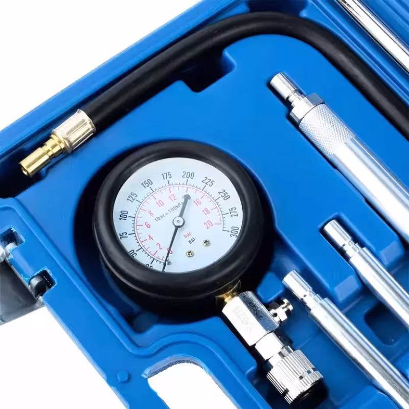 Компрессометр бензиновый SpecX, набор с гибкой, 2-мя жесткими насадками, 2-мя удлинителями и переходниками