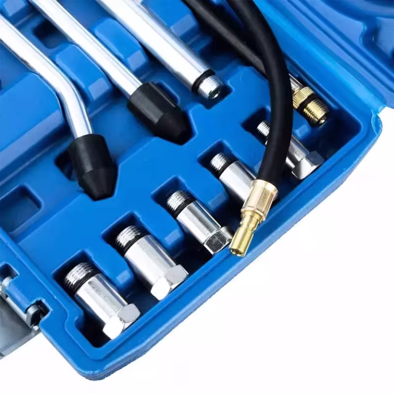 Компрессометр бензиновый SpecX, набор с гибкой, 2-мя жесткими насадками, 2-мя удлинителями и переходниками