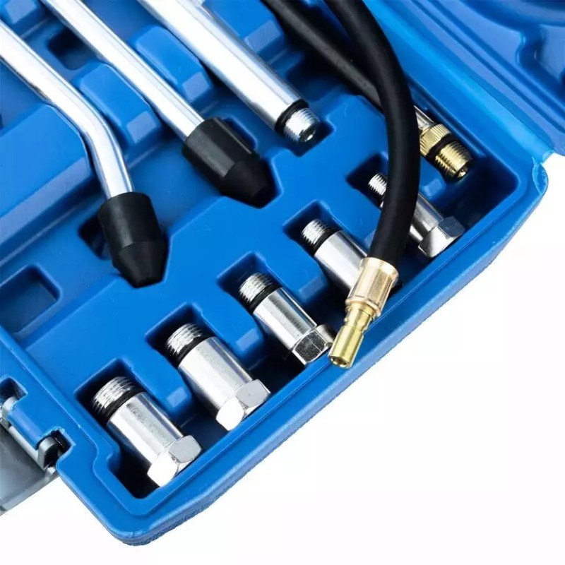 Компрессометр бензиновый SpecX, набор с гибкой, 2-мя жесткими насадками, 2-мя удлинителями и переходниками