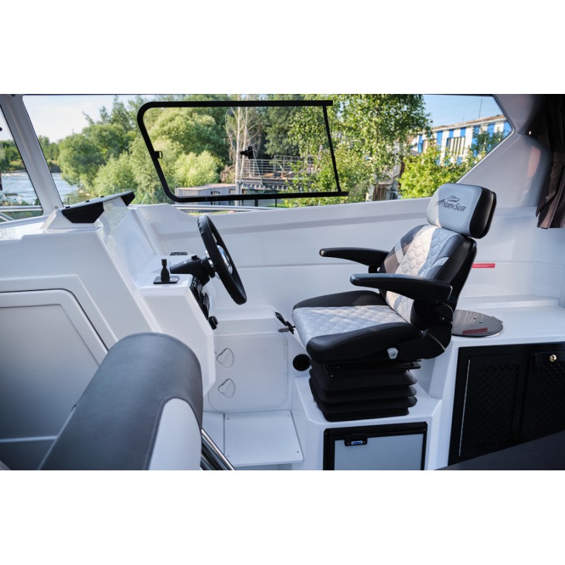 Лодка моторная NorthSilver Star Cabin 780 с лодочным мотором Mercury F 350 XXL