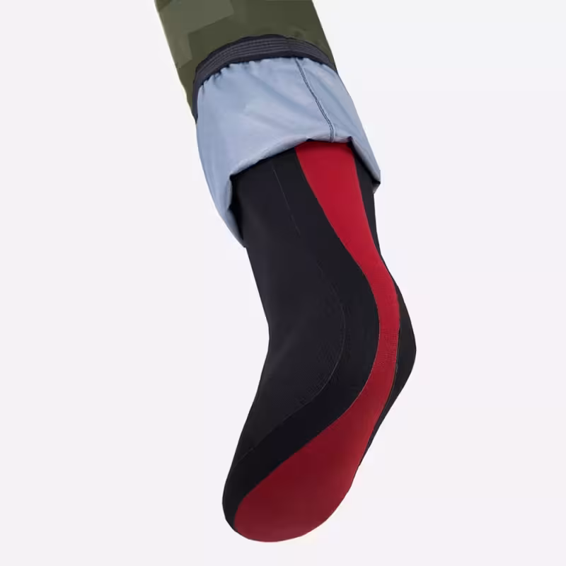 Полукомбинезон-вейдерсы женский Finntrail Rachel 1520, мембрана Hard-Tex, CamoShadowGreen, зеленый, размер L/39, 170-180 см