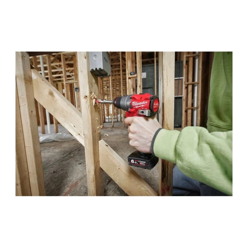 Дрель-шуруповерт аккумуляторная Milwaukee M12 FDD2-202