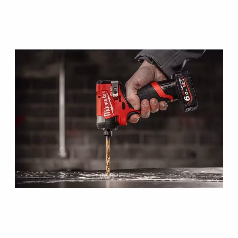 Винтоверт аккумуляторный Milwaukee M12 FID2-202