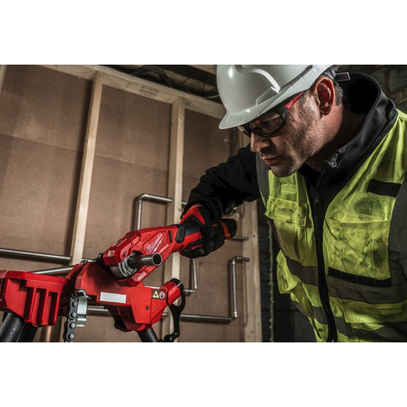 Труборез аккумуляторный Milwaukee M12PCSS-0