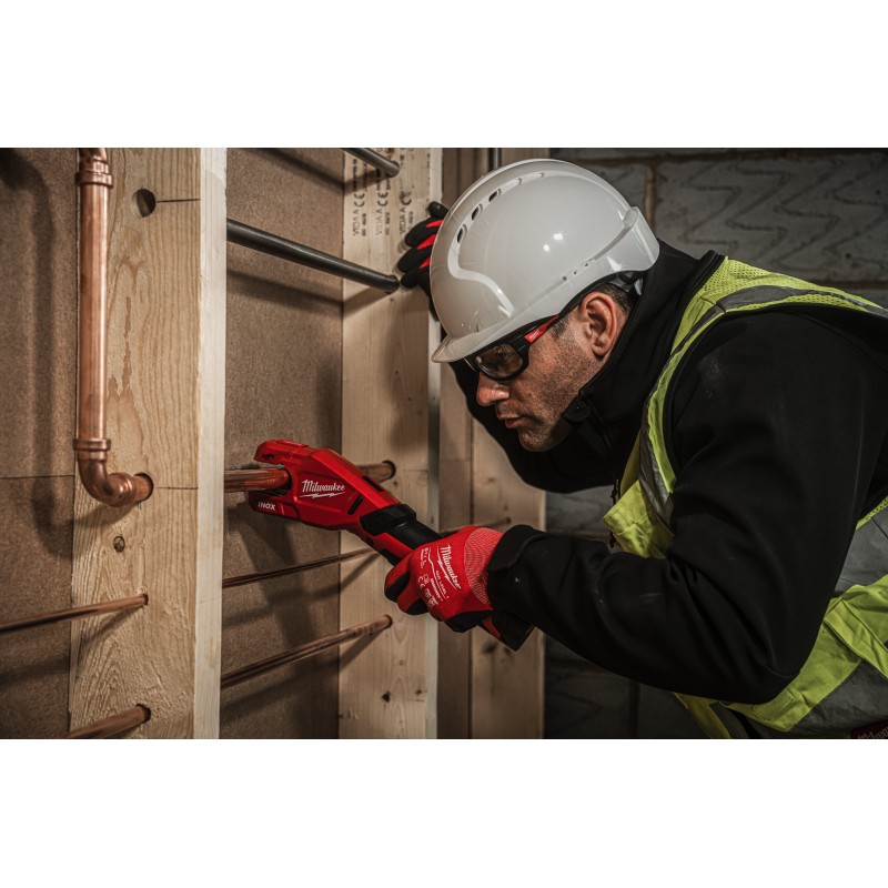 Труборез аккумуляторный Milwaukee M12PCSS-0