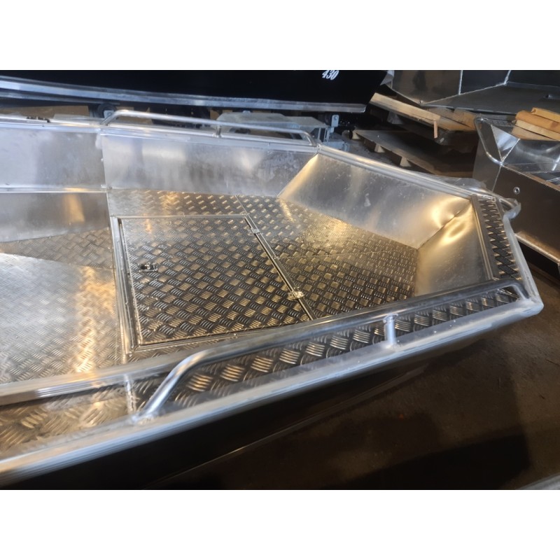 Лодка алюминиевая Wellboat 47