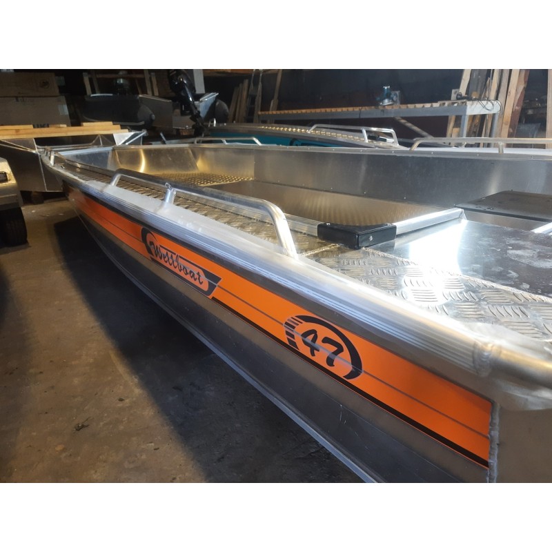 Лодка алюминиевая Wellboat 47