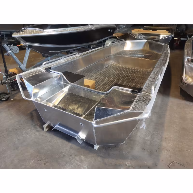 Лодка алюминиевая Wellboat 47