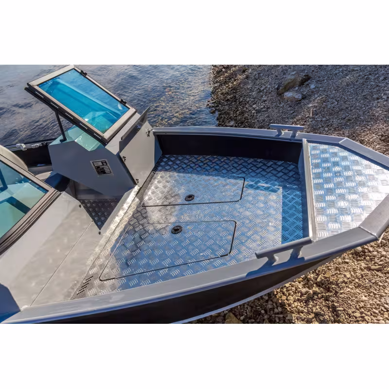 Лодка алюминиевая VBoats Волжанка 44 Fish (44F 14 F424) с мотором Yamery 30 FES