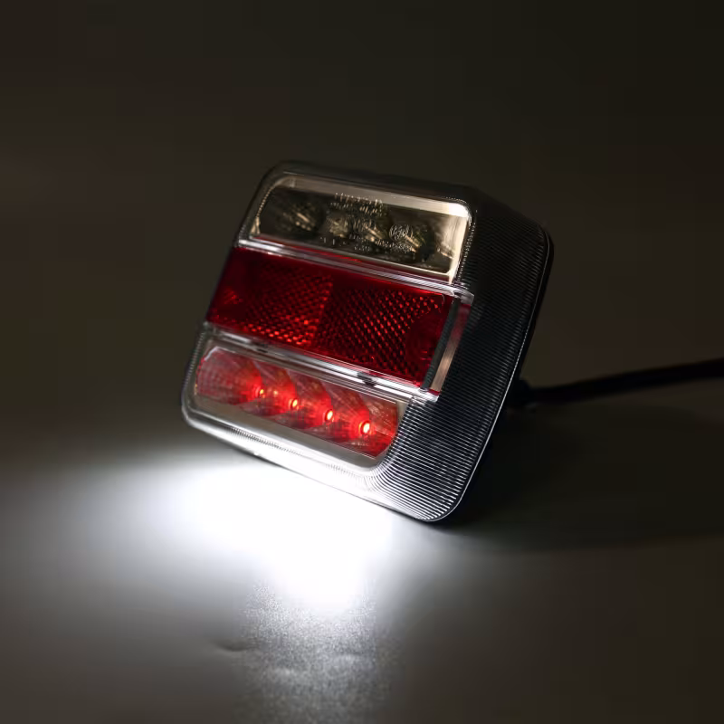 Фонарь задний Ledworker TRL 004 Bajonet R правый