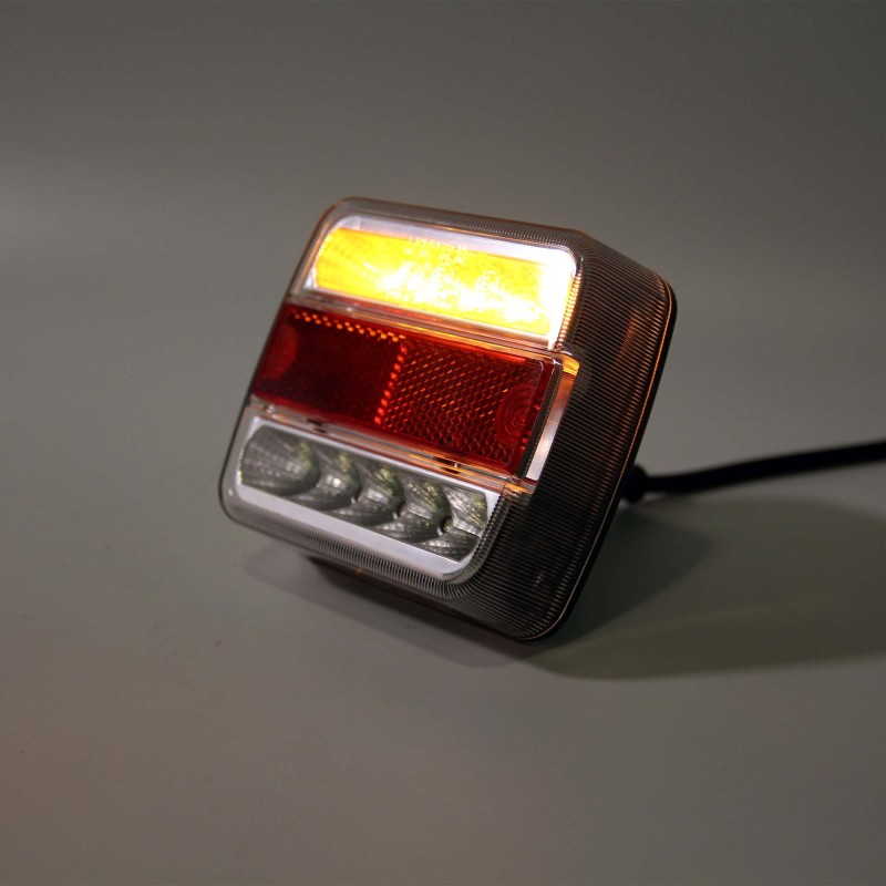 Фонарь задний Ledworker TRL 004 Bajonet L левый